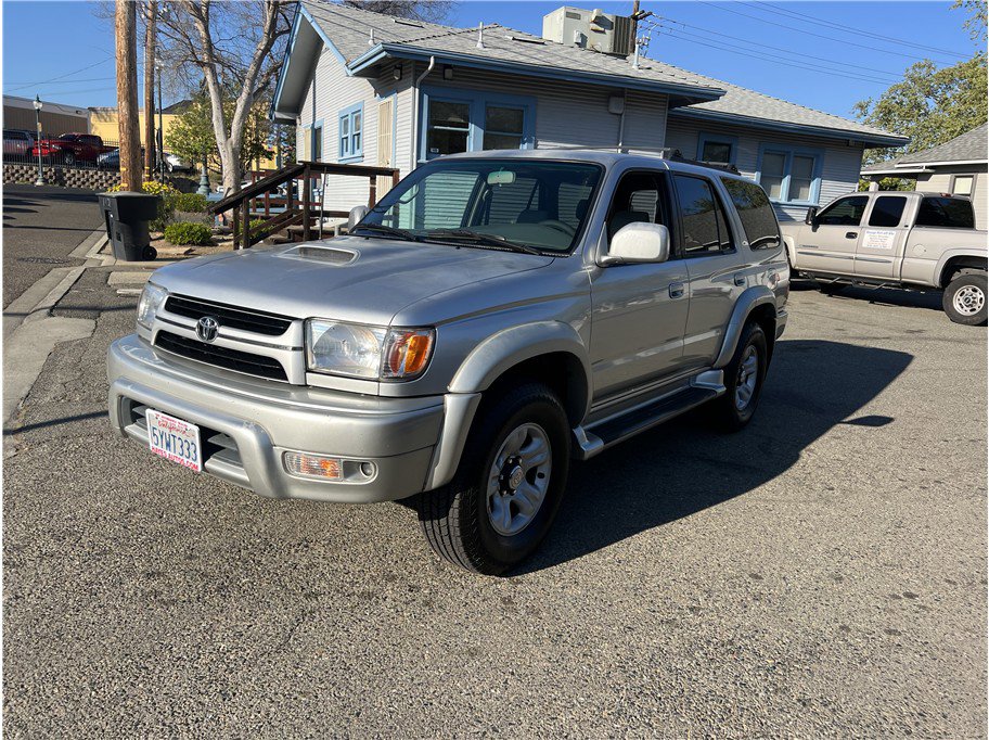 Used 2001 Toyota 4Runner SR5 image 3