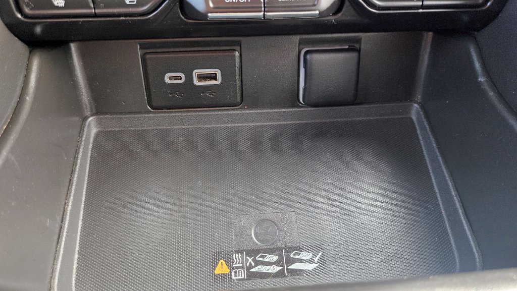 Used 2023 Chevrolet Tahoe LT RWD image 41