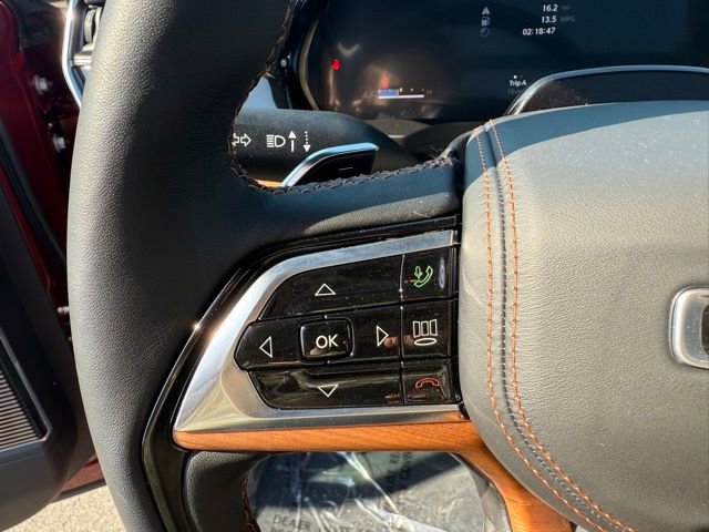New 2025 Jeep Grand Cherokee Summit image 17