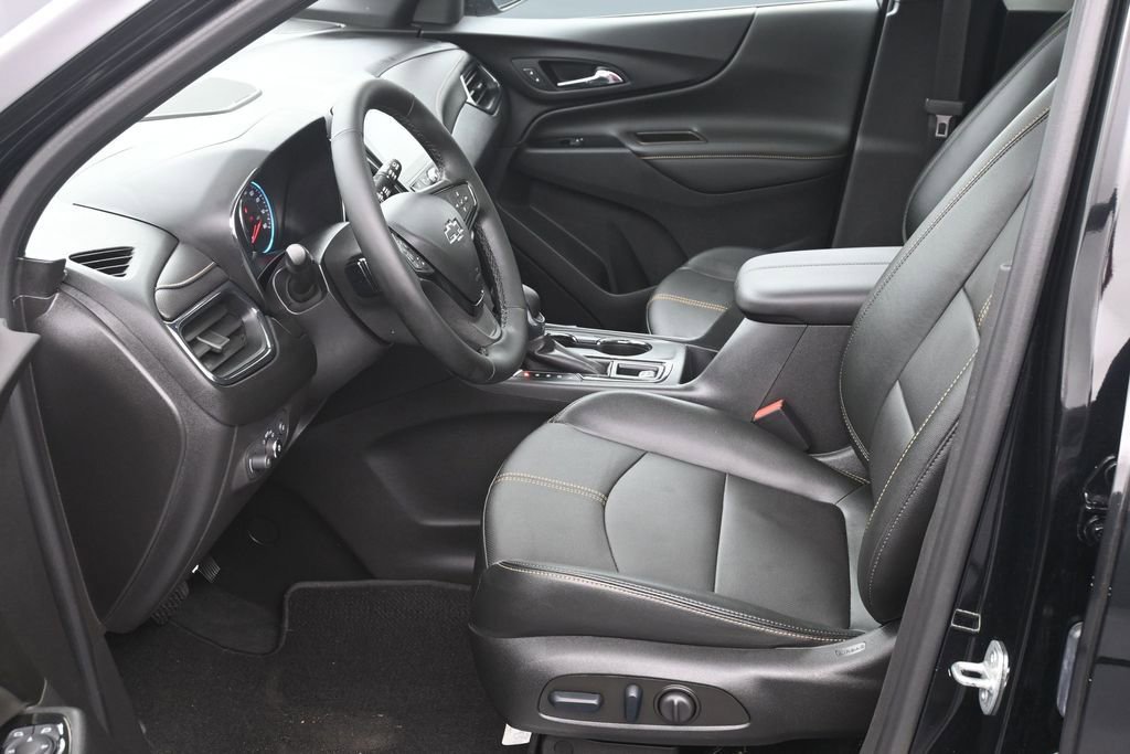 Used 2023 Chevrolet Equinox Premier AWD/4WD image 10
