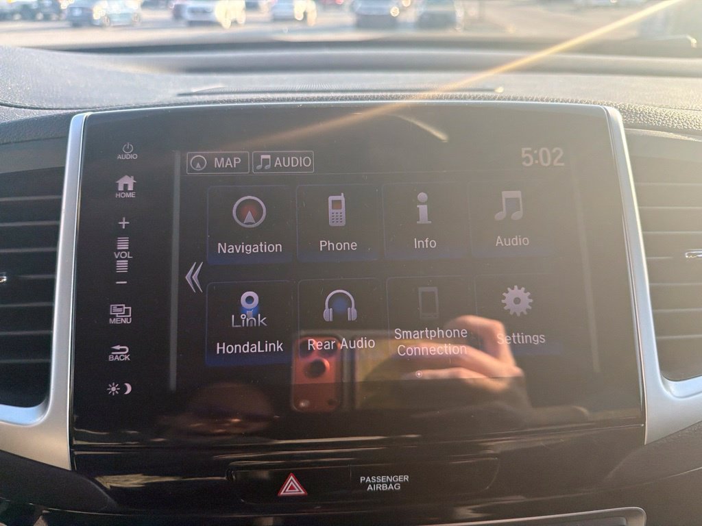 Used 2017 Honda Pilot Touring image 17