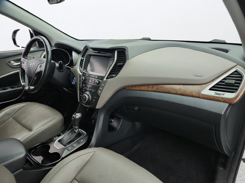 Used 2018 Hyundai Santa Fe Limited AWD/4WD image 32