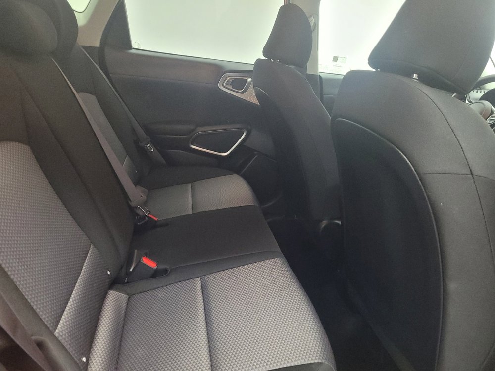 Used 2025 Kia Soul S image 19