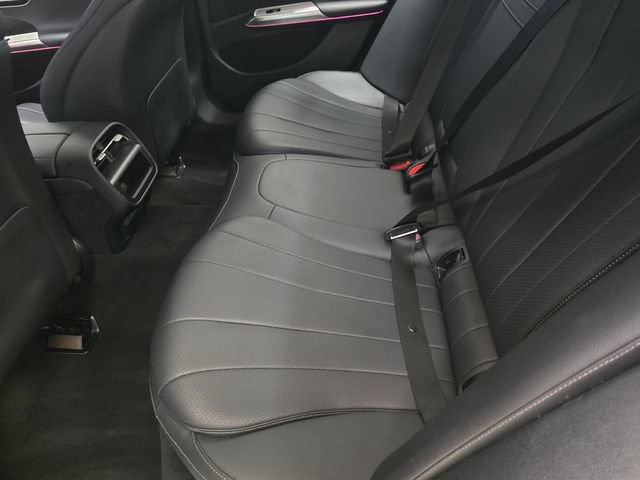 Used 2025 Mercedes-Benz E 350 Sedan image 14
