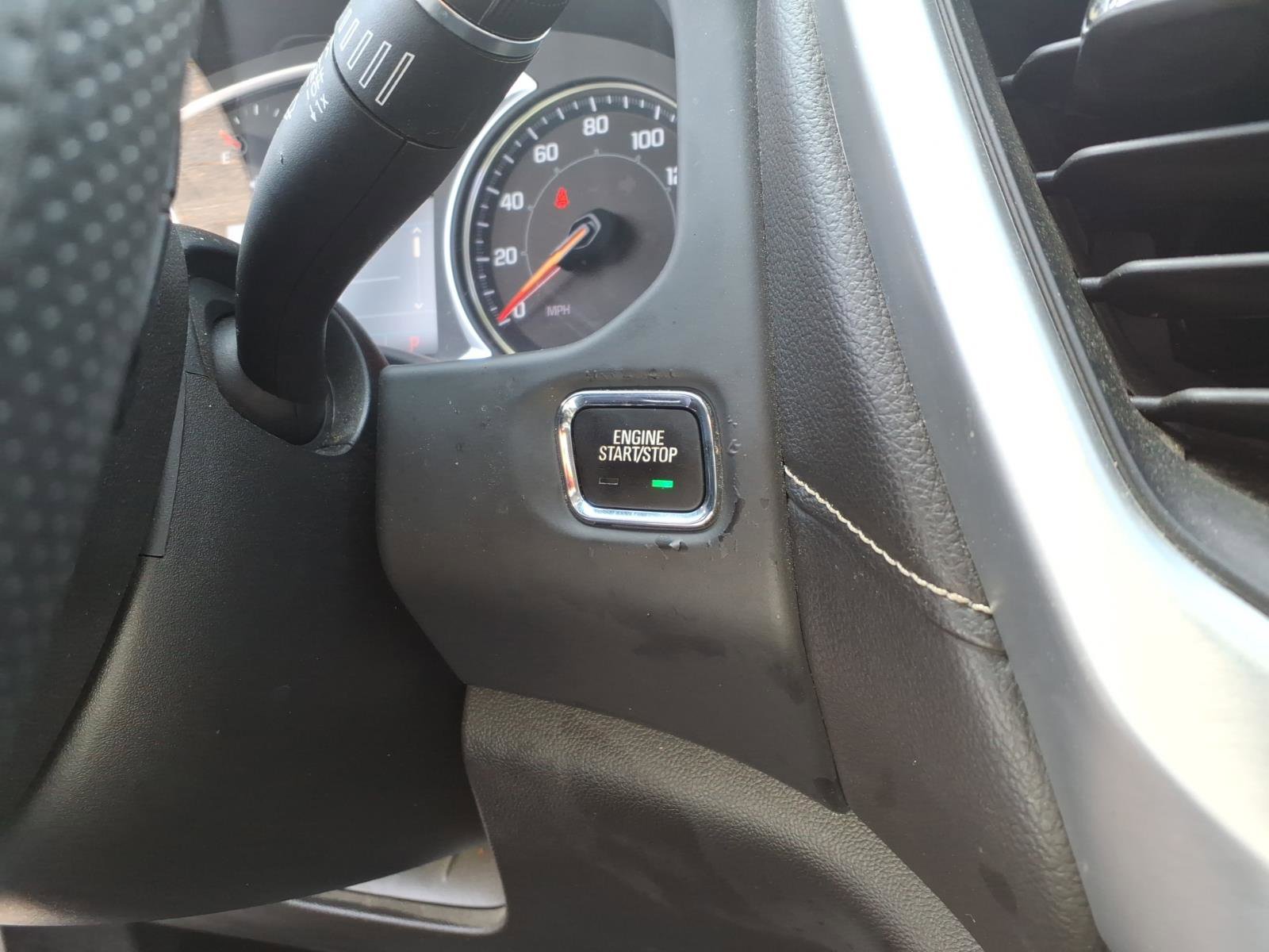 Used 2021 GMC Acadia SLE w/ Elevation Edition image 11