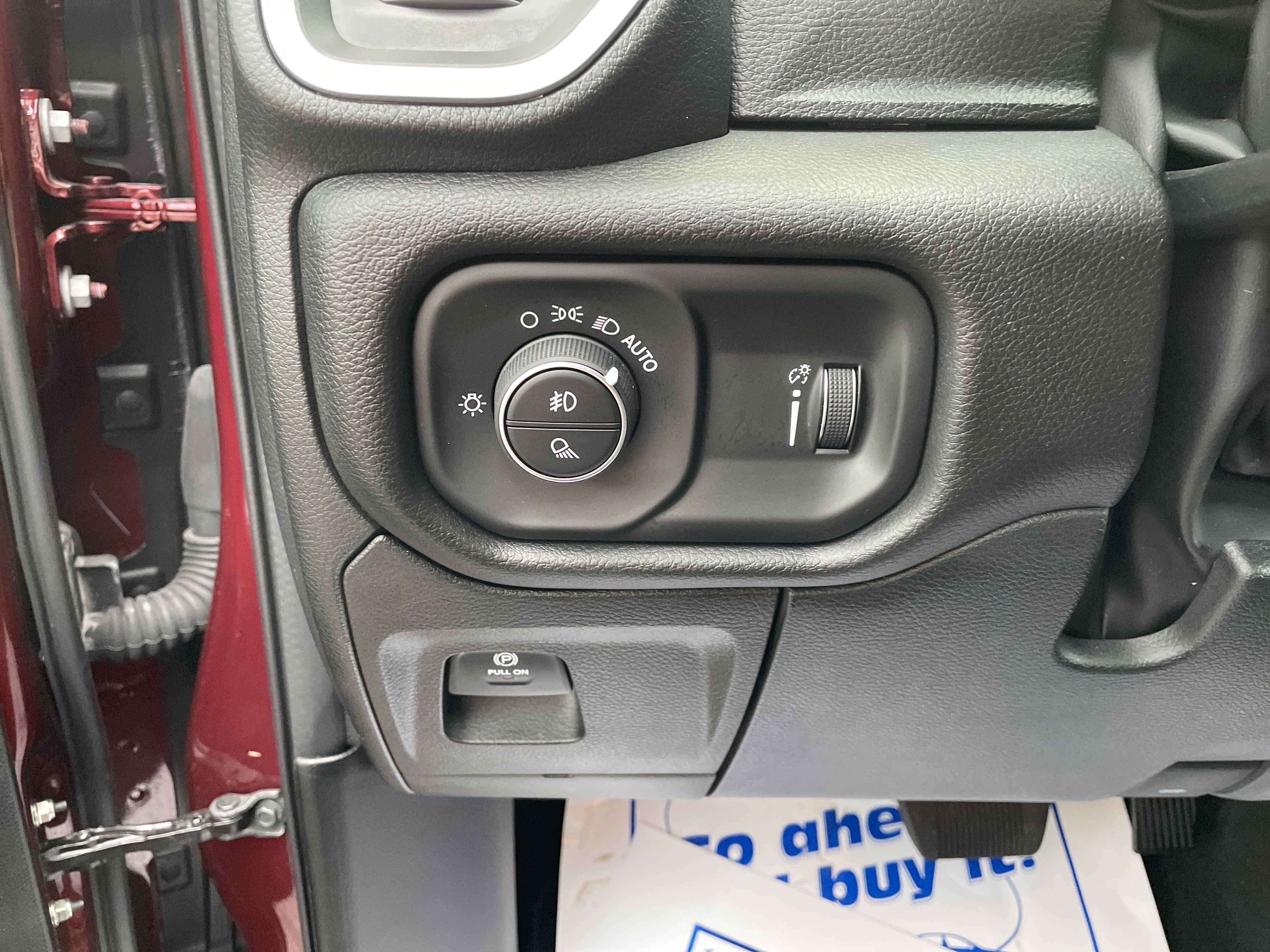 Used 2023 RAM 1500 Big Horn AWD/4WD image 9