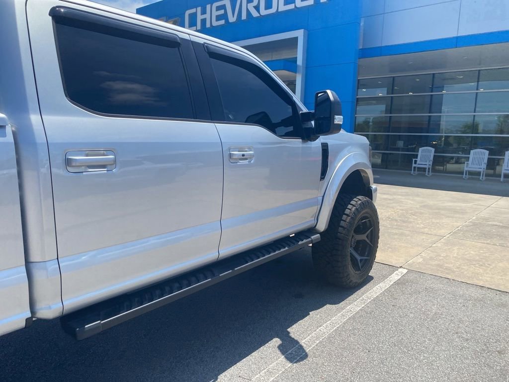 Used 2019 Ford F250 Lariat w/ Lariat Ultimate Package AWD/4WD image 3