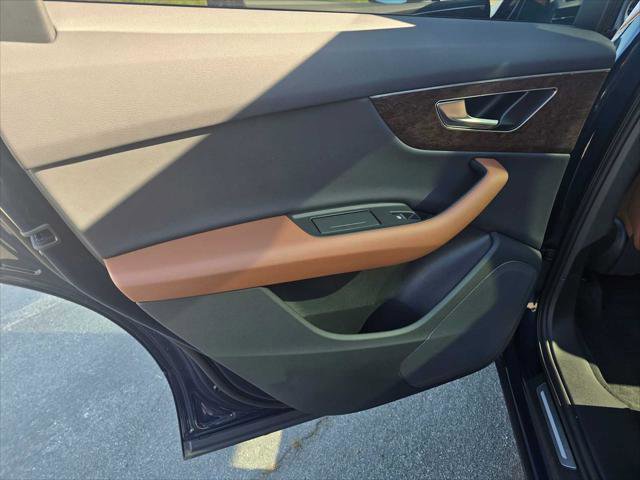 Used 2025 Audi Q7 2.0T Premium image 20