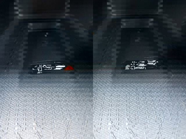 New 2025 Chevrolet Equinox EV LT image 15