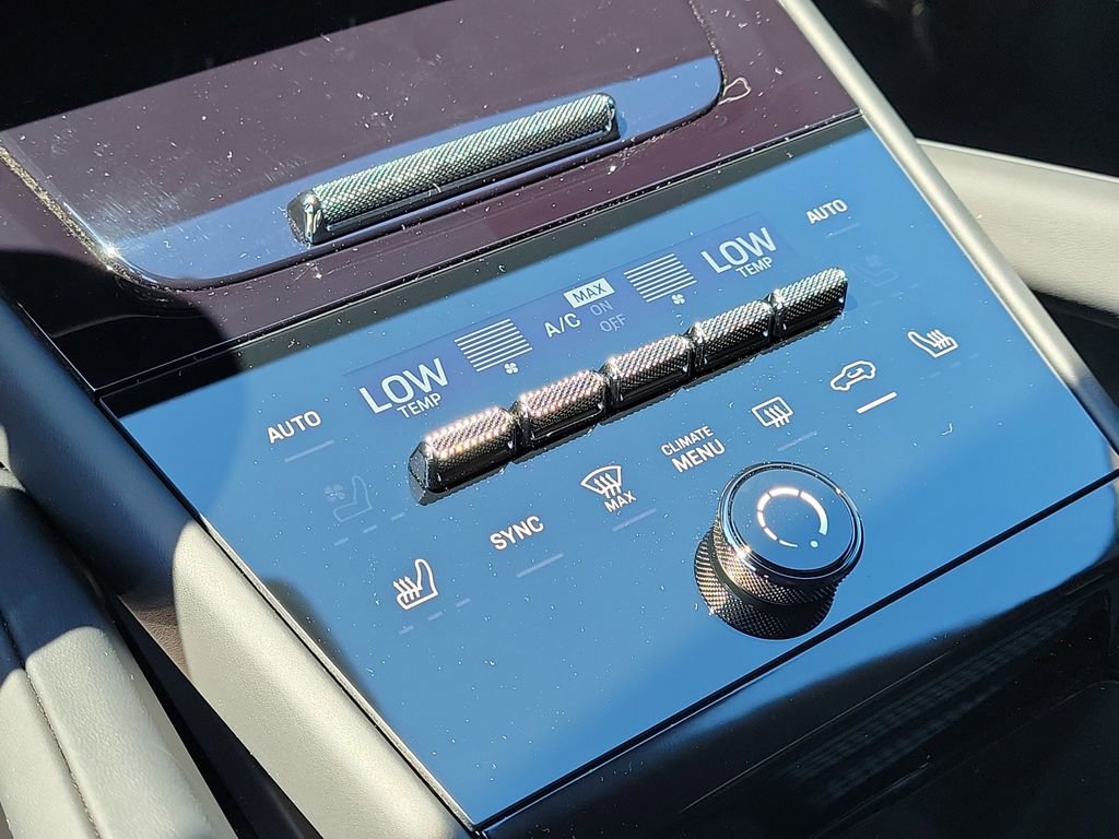 New 2026 Porsche Cayenne GTS image 32