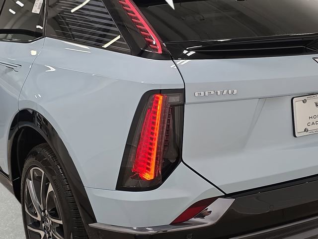 New 2026 Cadillac Optiq Sport 2 RWD image 31