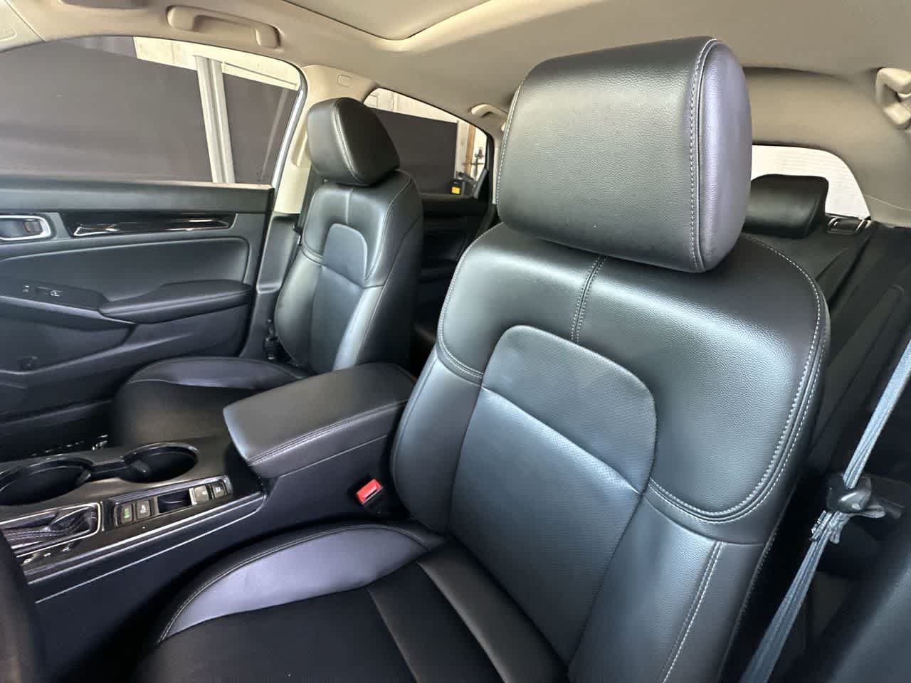 Used 2024 Honda Civic EX-L image 14