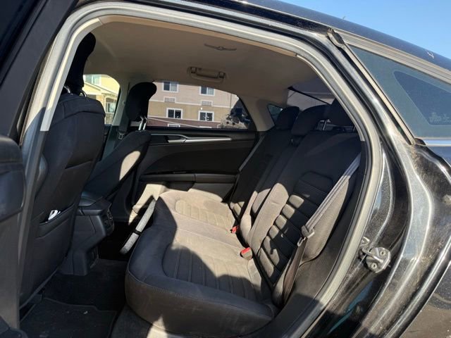 Used 2013 Ford Fusion SE FWD image 17