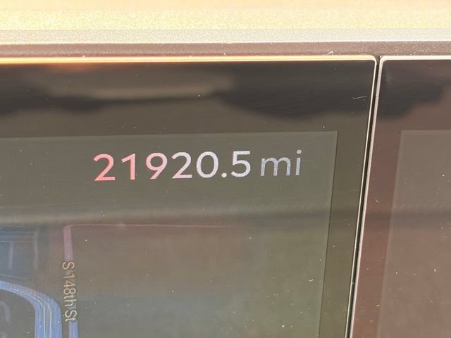 Used 2025 Lincoln Navigator Reserve AWD/4WD image 19
