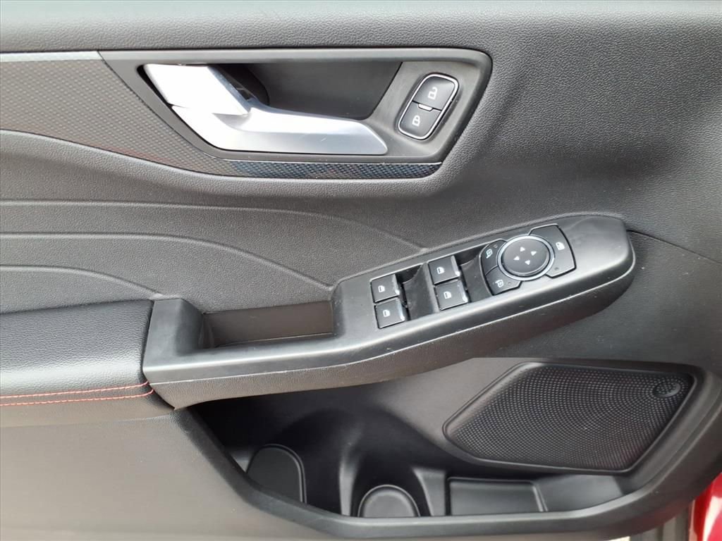 Certified 2024 Ford Escape ST-Line w/ Tech Pack #1 image 15