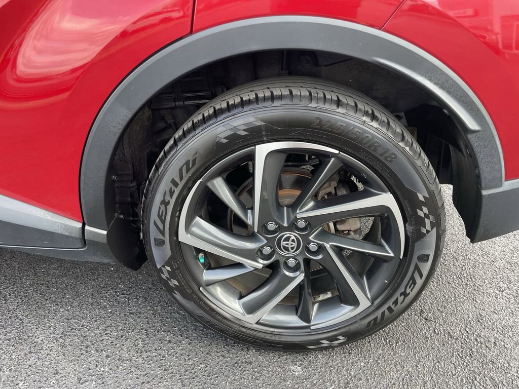 Used 2020 Toyota C-HR Limited image 8