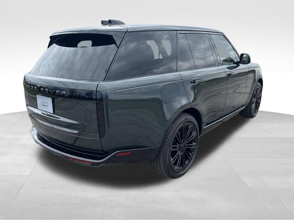 New 2026 Land Rover Range Rover SE image 5