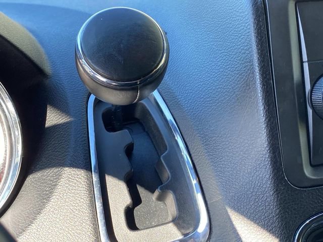 Used 2015 Dodge Grand Caravan SE FWD image 15