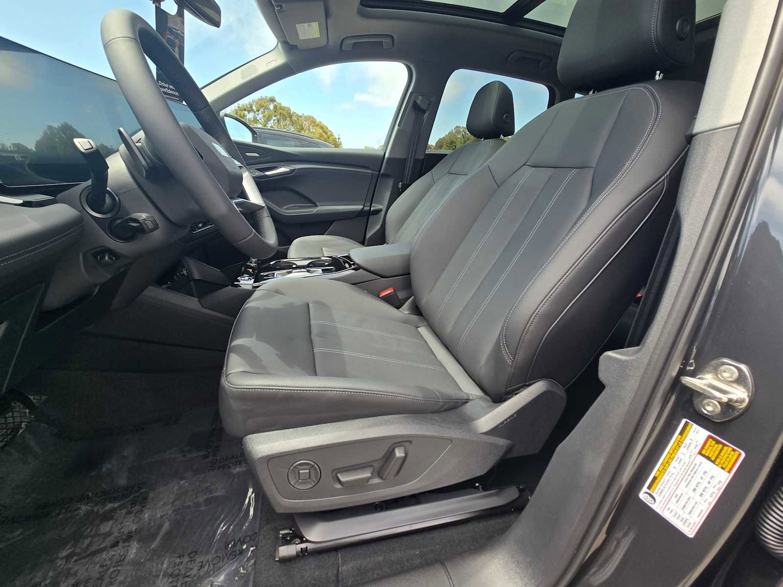 New 2025 Audi Q6 e-tron Premium Plus image 11