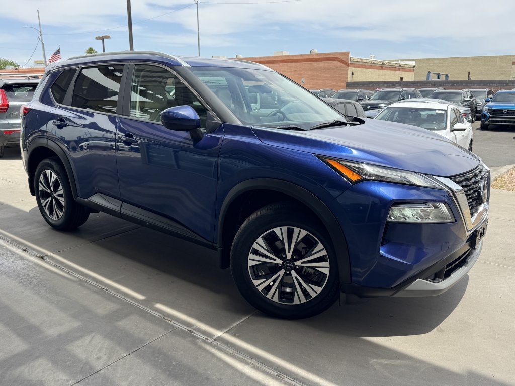 Used 2023 Nissan Rogue SV w/ SV Premium Package AWD/4WD image 6