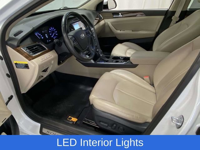 Used 2016 Hyundai Sonata Limited w/ Option Group 02 image 13