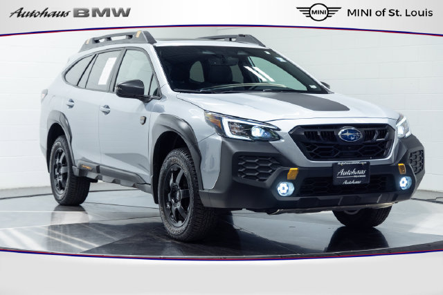 Used 2025 Subaru Outback Wilderness AWD/4WD image 1