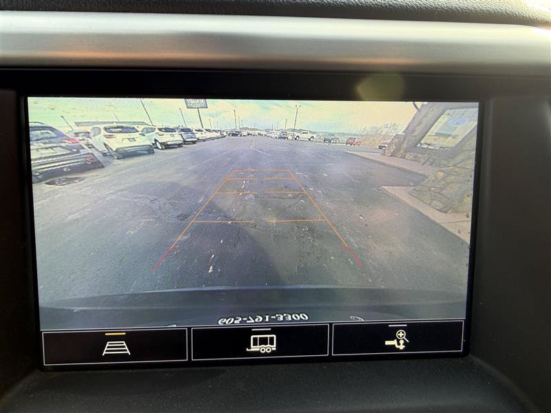 Used 2021 GMC Acadia SLT w/ Trailering Package AWD/4WD image 11