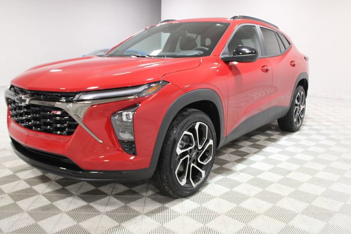 New 2026 Chevrolet Trax RS w/ Sunroof Package image 8