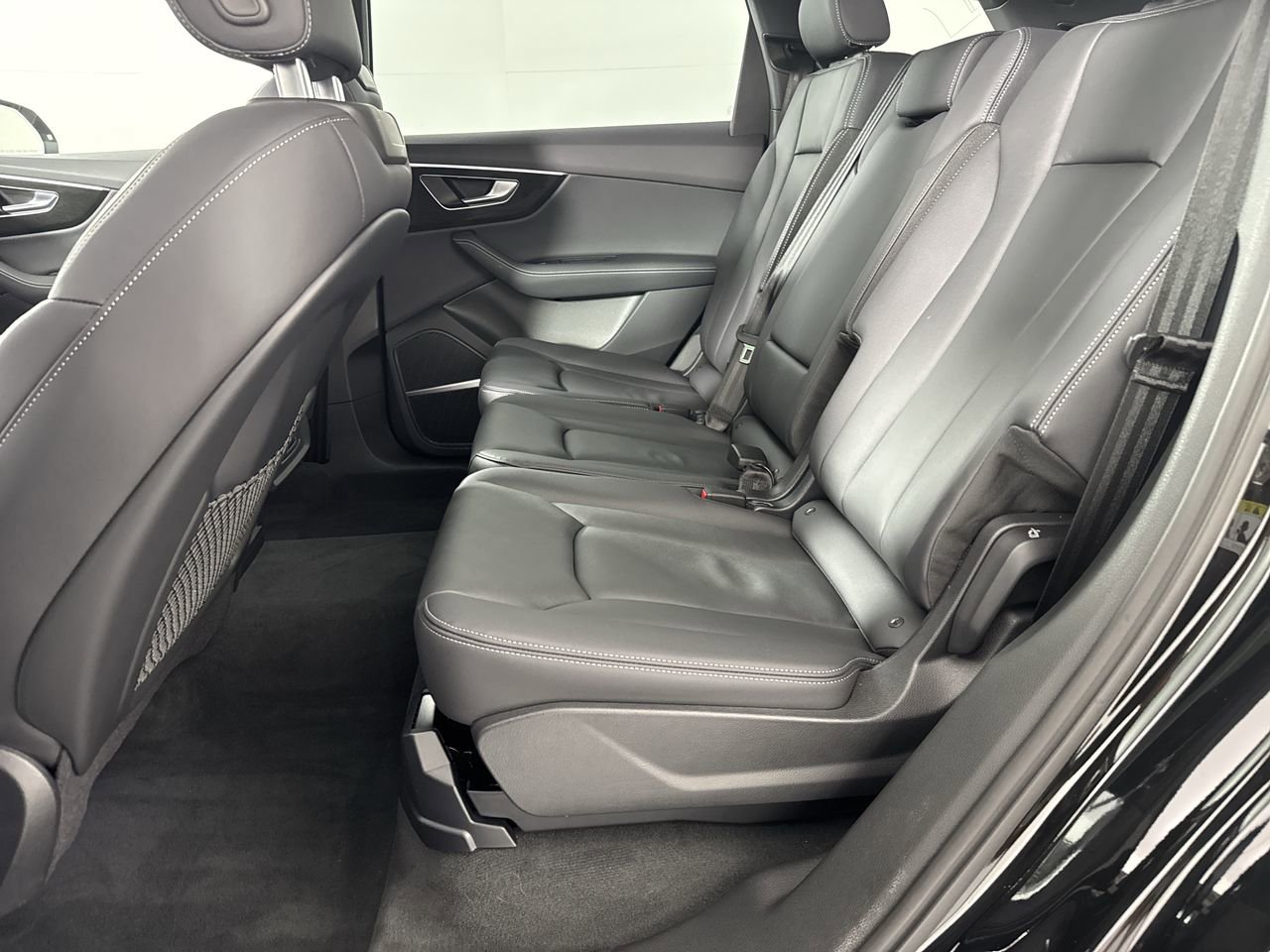Used 2025 Audi Q7 3.0T Premium Plus w/ Premium Plus Package AWD/4WD image 21