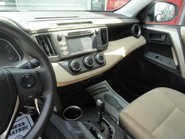 Used 2013 Toyota RAV4 LE AWD/4WD image 8