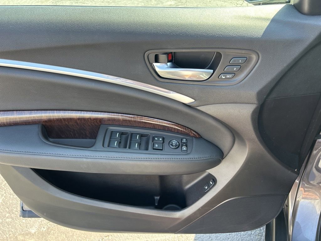 Used 2018 Acura MDX SH-AWD w/ Technology Package image 14