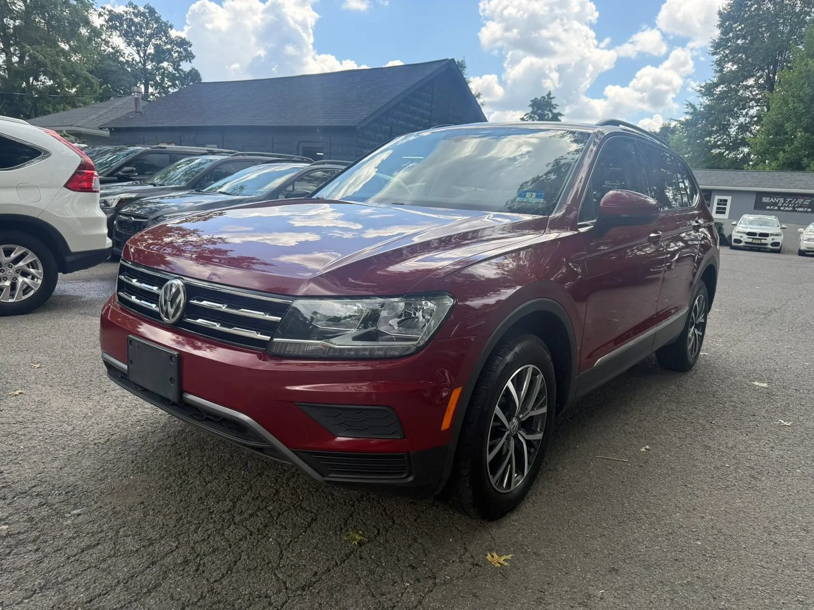 Used 2020 Volkswagen Tiguan SE w/ Panoramic Sunroof Package
