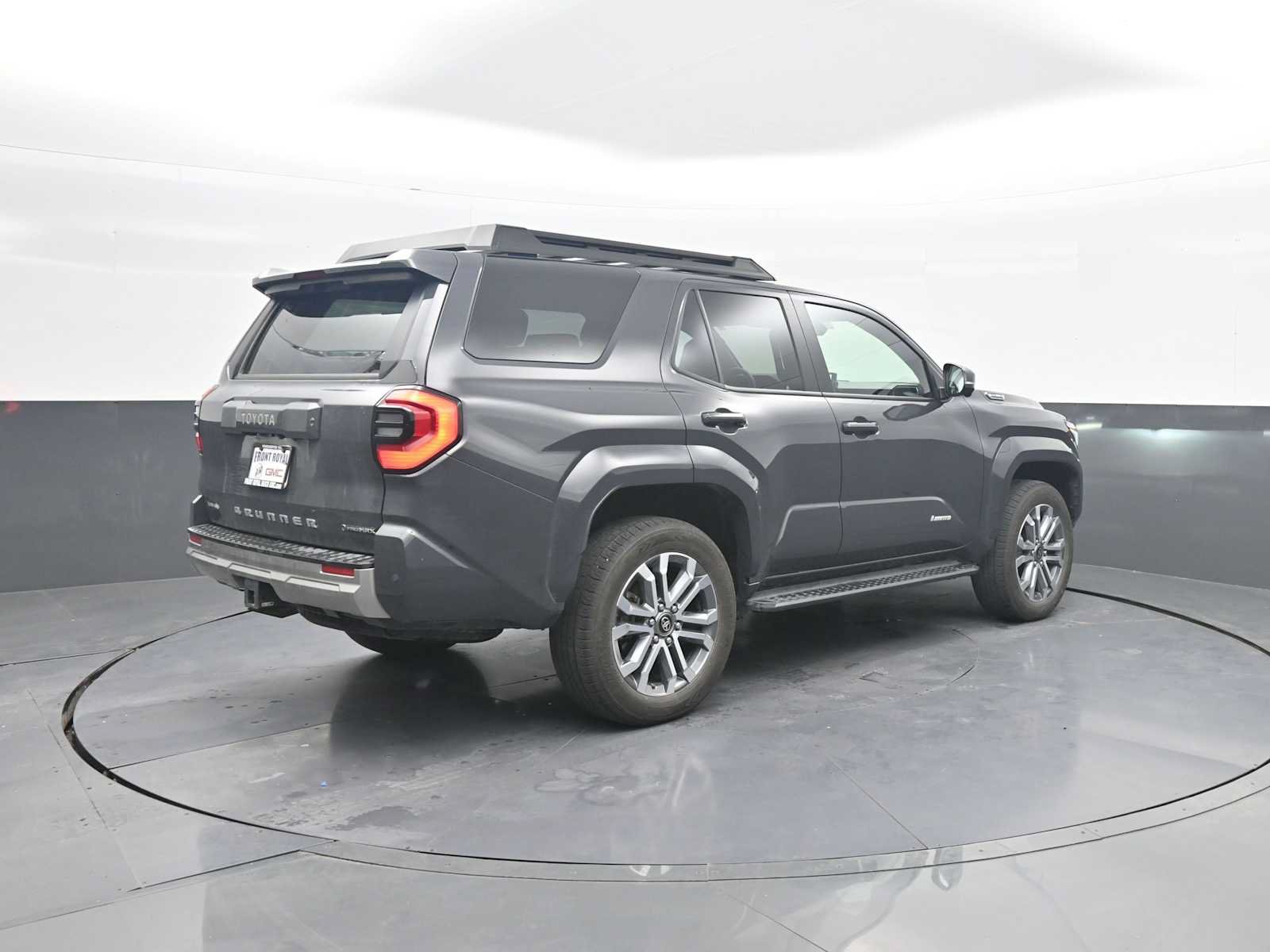 Used 2025 Toyota 4Runner Limited AWD/4WD image 8
