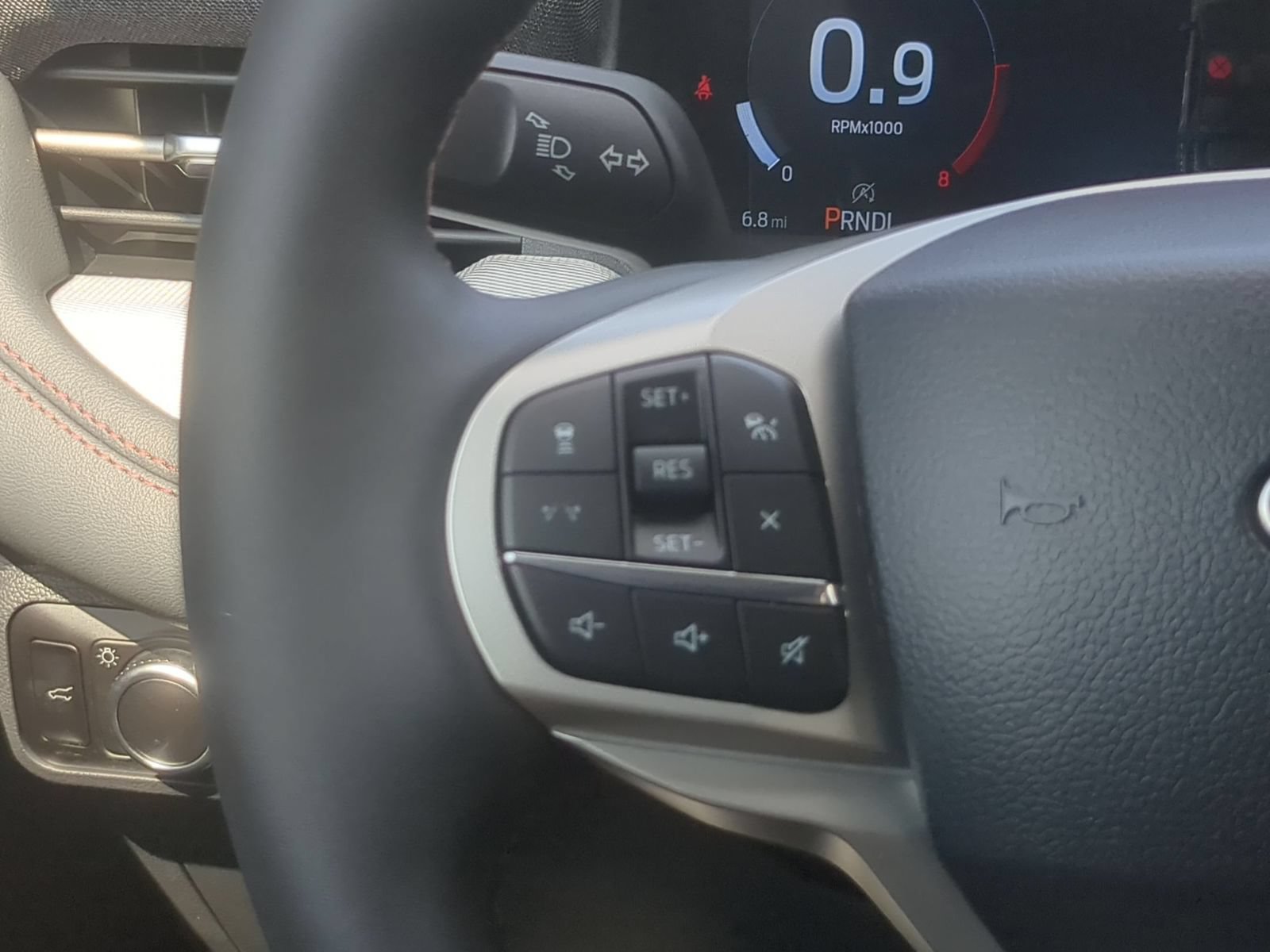New 2026 Ford Explorer Active AWD/4WD image 17
