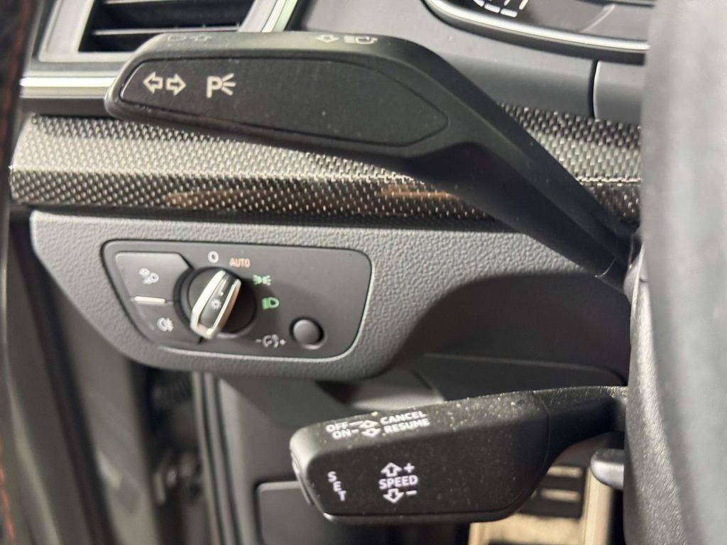 Used 2019 Audi SQ5 Premium Plus w/ Premium Plus Package AWD/4WD image 21