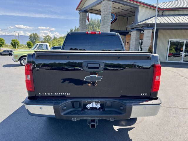 Used 2013 Chevrolet Silverado 1500 LTZ AWD/4WD image 5