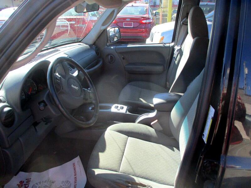 Used 2005 Jeep Liberty Renegade image 9