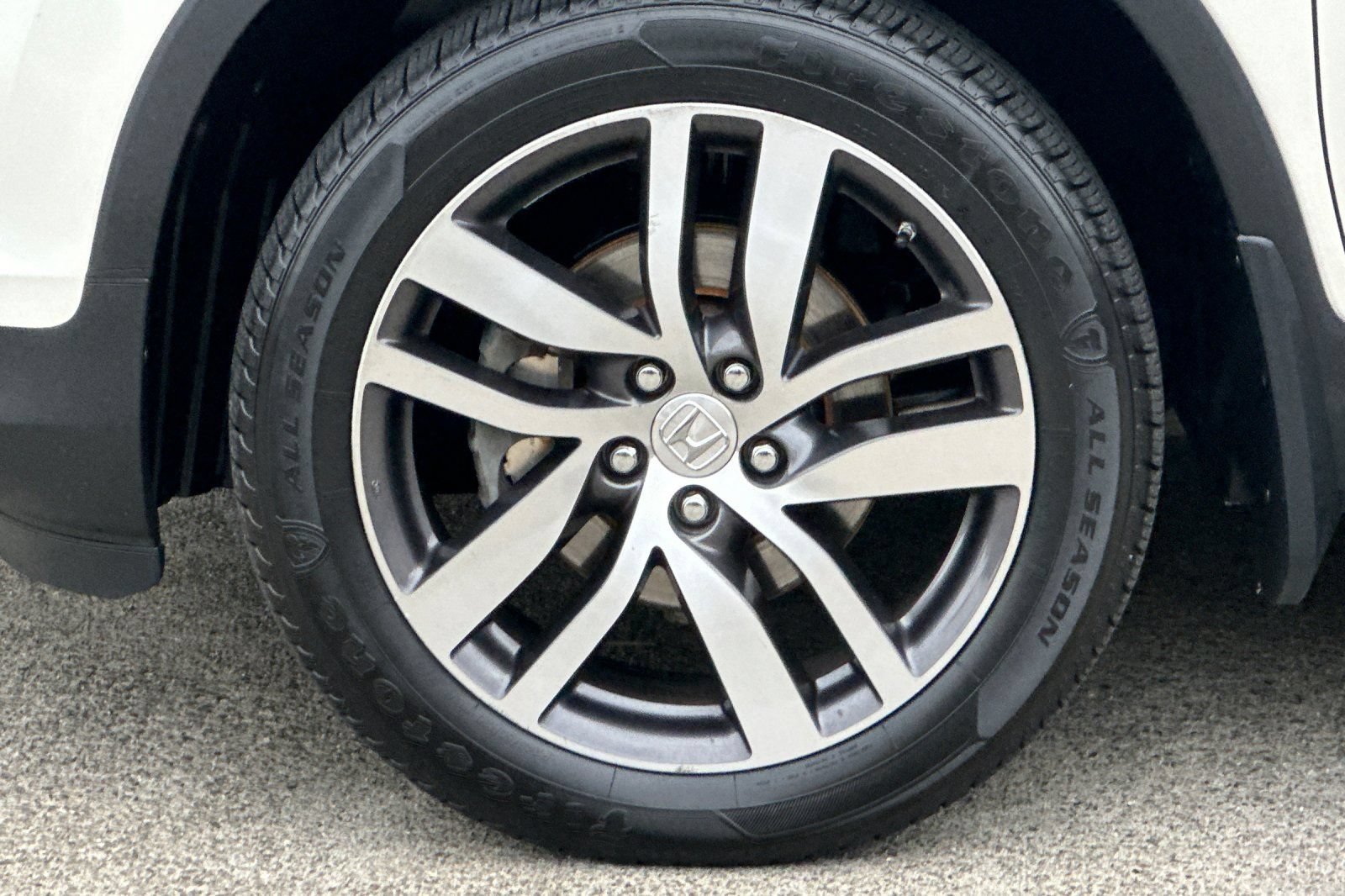 Used 2018 Honda Pilot Elite image 11
