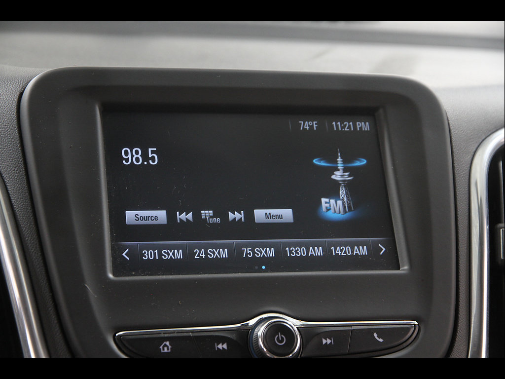 Used 2018 Chevrolet Equinox LT FWD image 10