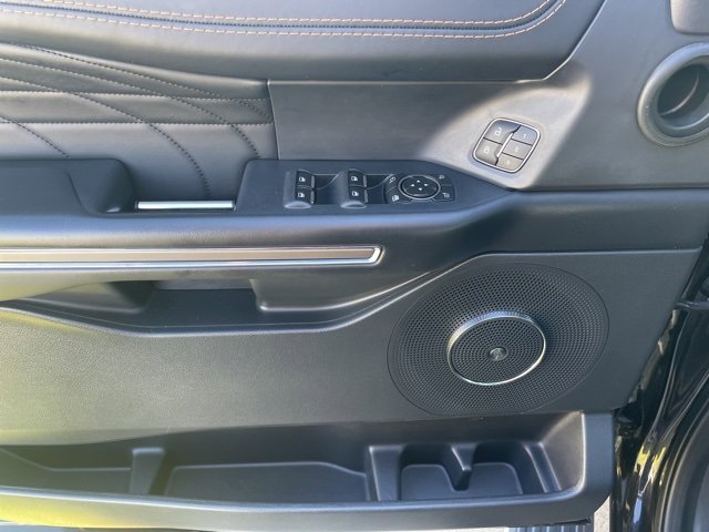 Used 2022 Ford Expedition Max Platinum image 20
