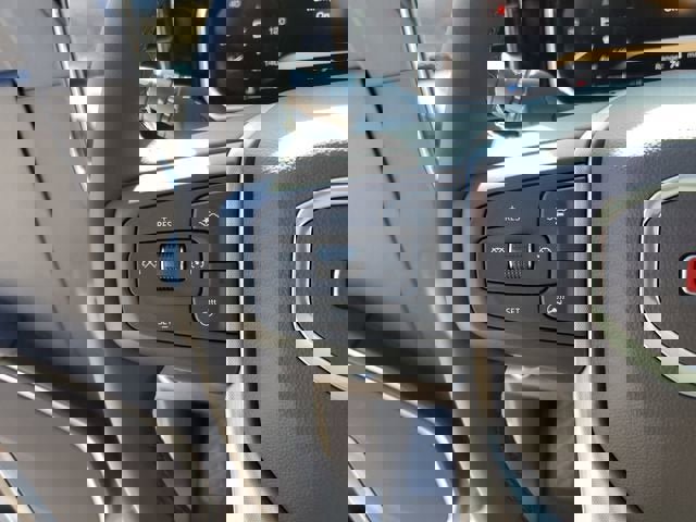 New 2026 GMC Sierra 1500 SLT w/ SLT Premium Package image 31