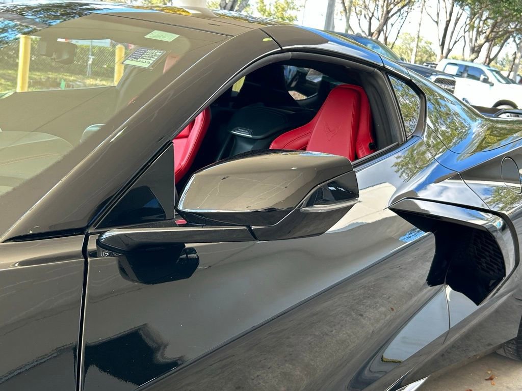 Used 2022 Chevrolet Corvette Stingray Coupe w/ Z51 Performance Package image 24