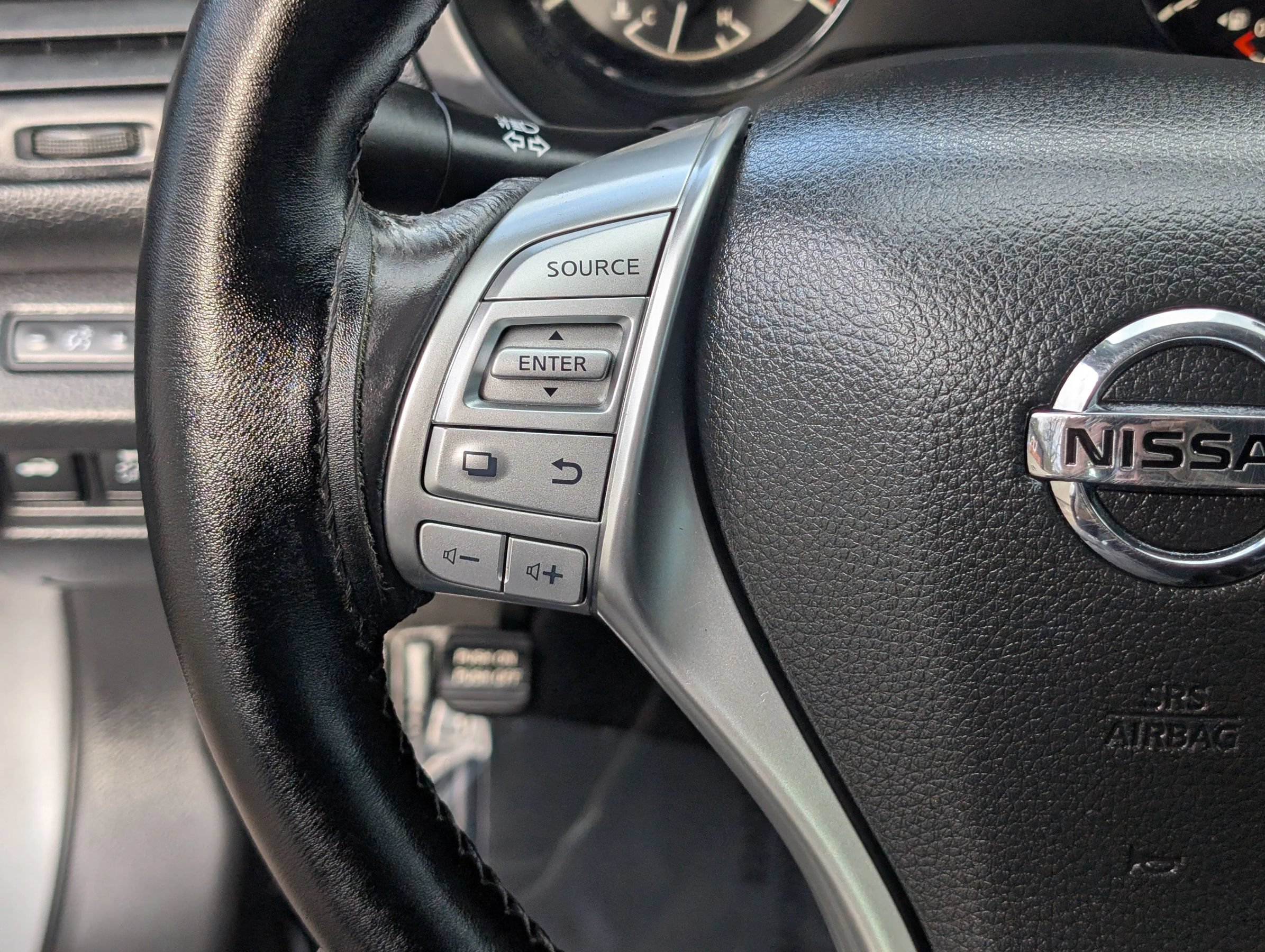 Used 2018 Nissan Altima 2.5 SL FWD image 17