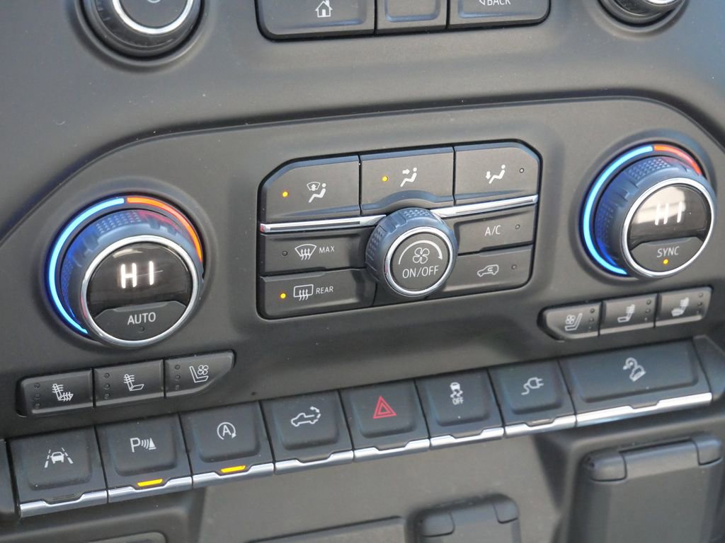 Used 2019 Chevrolet Silverado 1500 High Country image 22