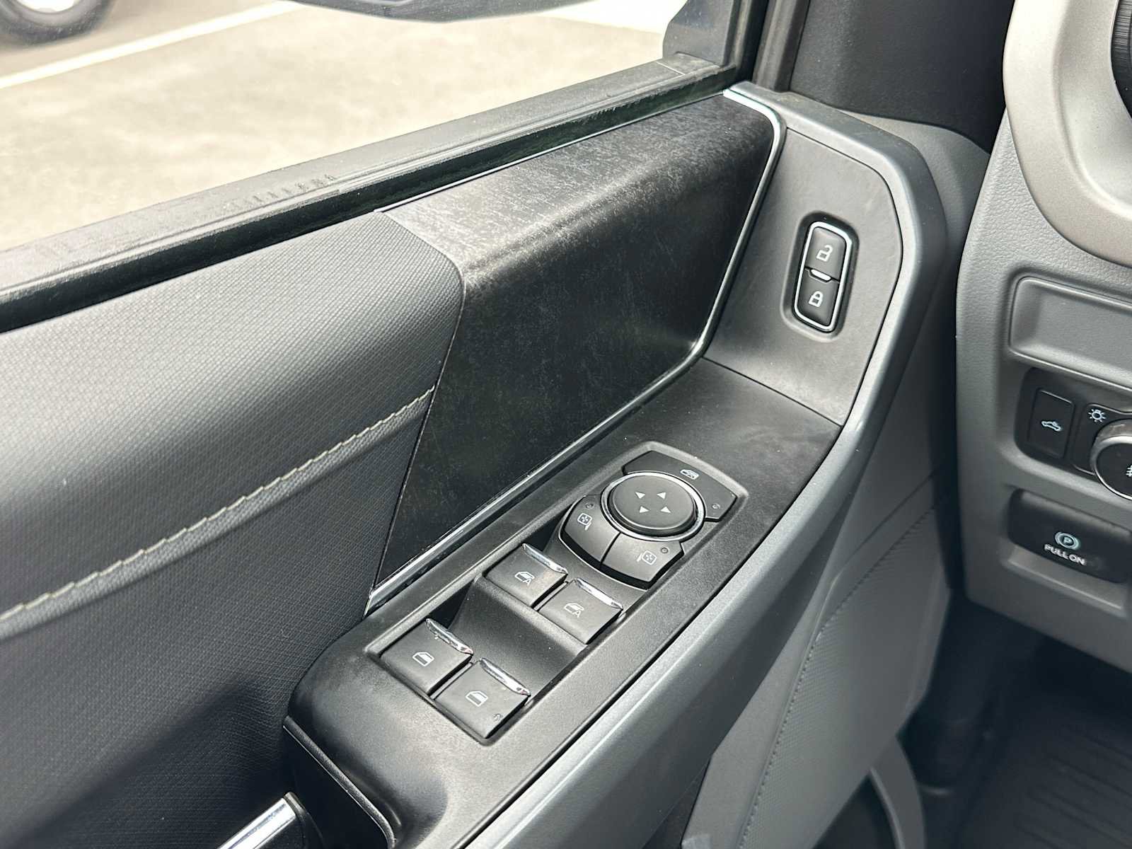 Used 2022 Ford F150 XLT w/ Equipment Group 301A Mid image 33