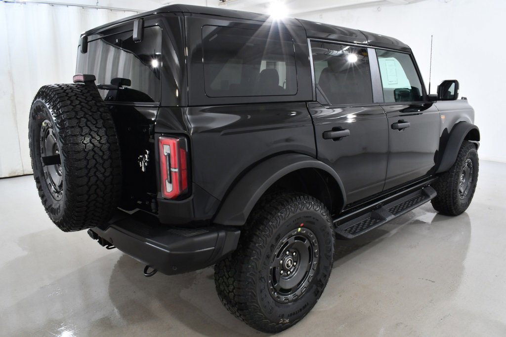 New 2025 Ford Bronco Badlands image 11