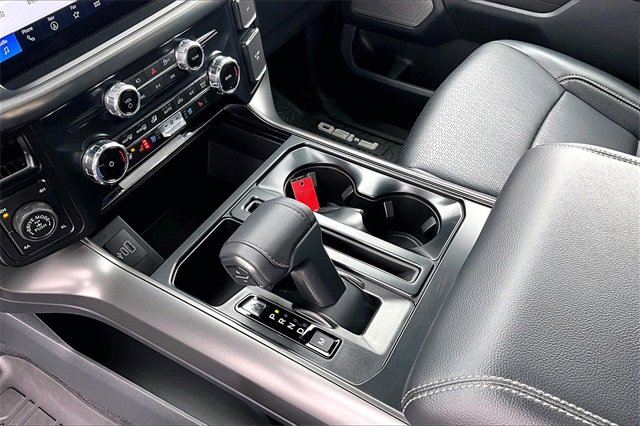 Used 2025 Ford F150 Lariat w/ Equipment Group 501A Mid image 13