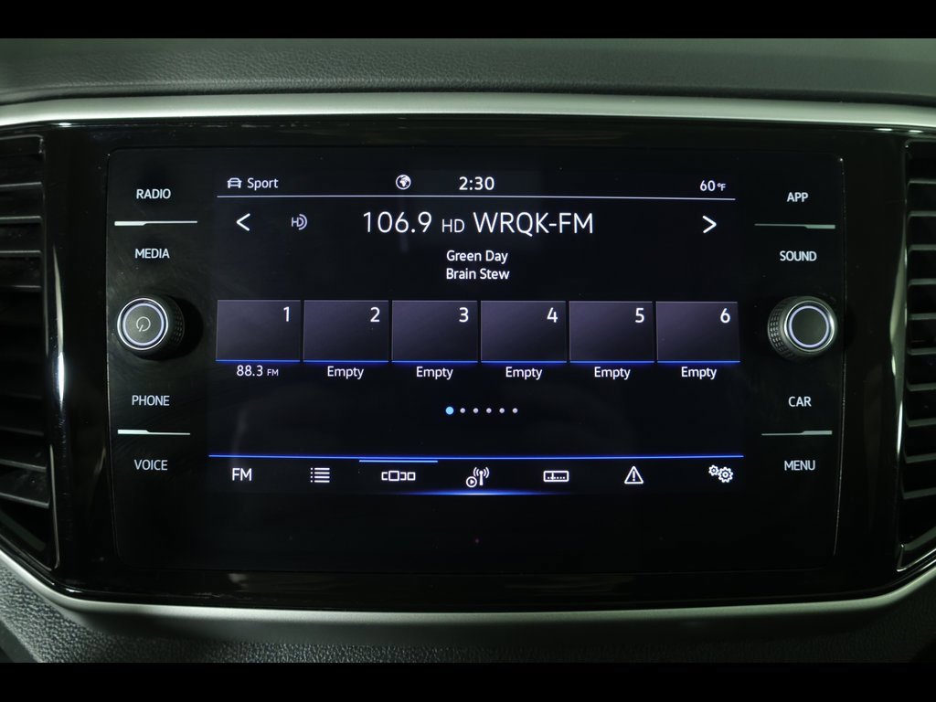 Used 2022 Volkswagen Atlas SE w/ Black Wheel Package image 25