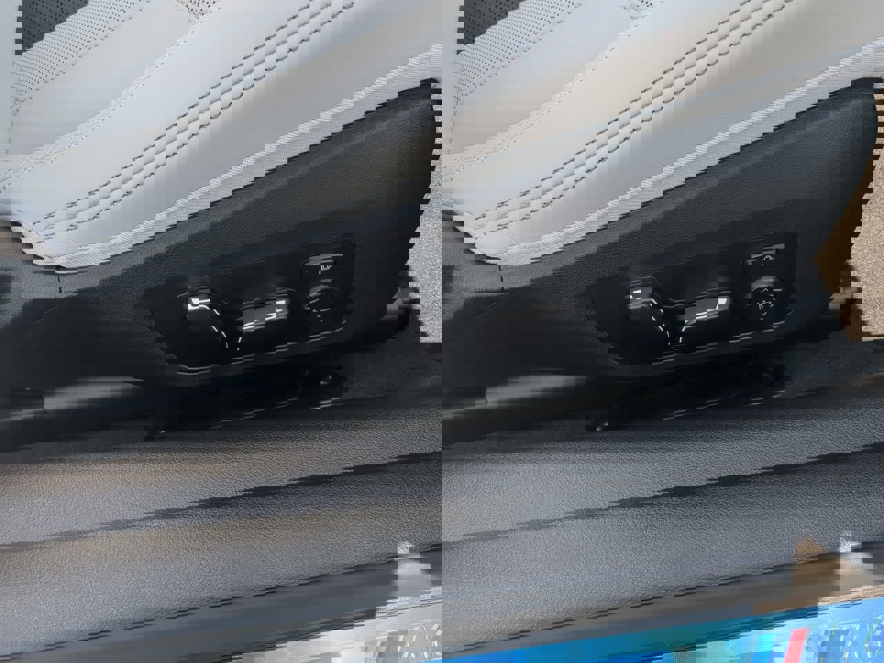 New 2026 BMW M4 xDrive Competition image 32