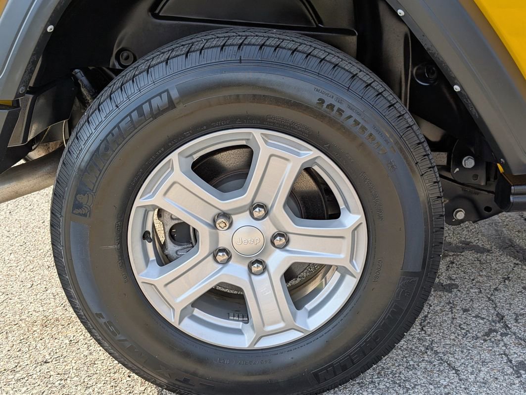 Used 2021 Jeep Wrangler Sport AWD/4WD image 32